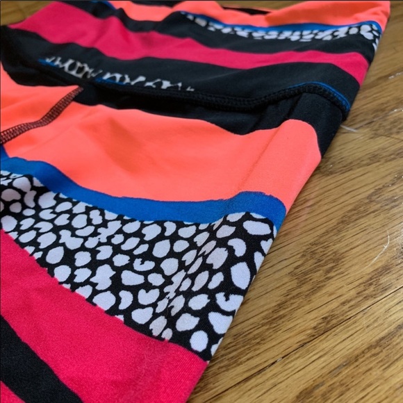 Beyond Yoga Leggings New With Tags - Picture 5 of 6